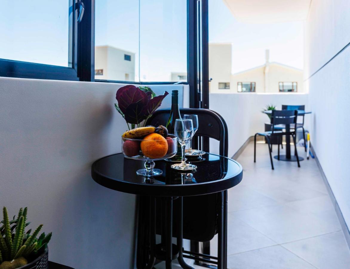 Flamingo Sea Point Sea View Luxury Best Position 1 Bedroom Apartment Queen Size Bed & Inverter For Tv 케이프타운 외부 사진