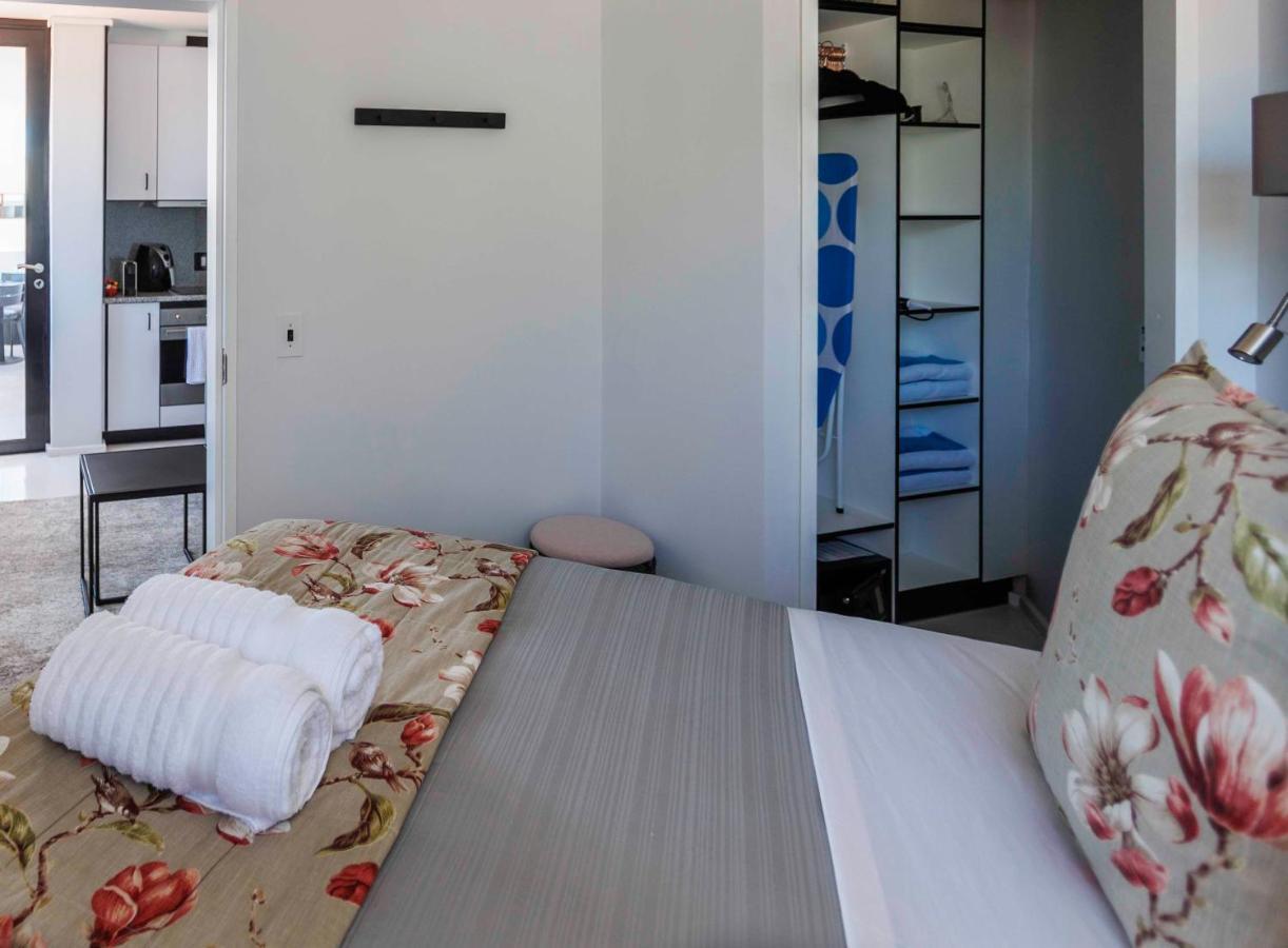 Flamingo Sea Point Sea View Luxury Best Position 1 Bedroom Apartment Queen Size Bed & Inverter For Tv 케이프타운 외부 사진