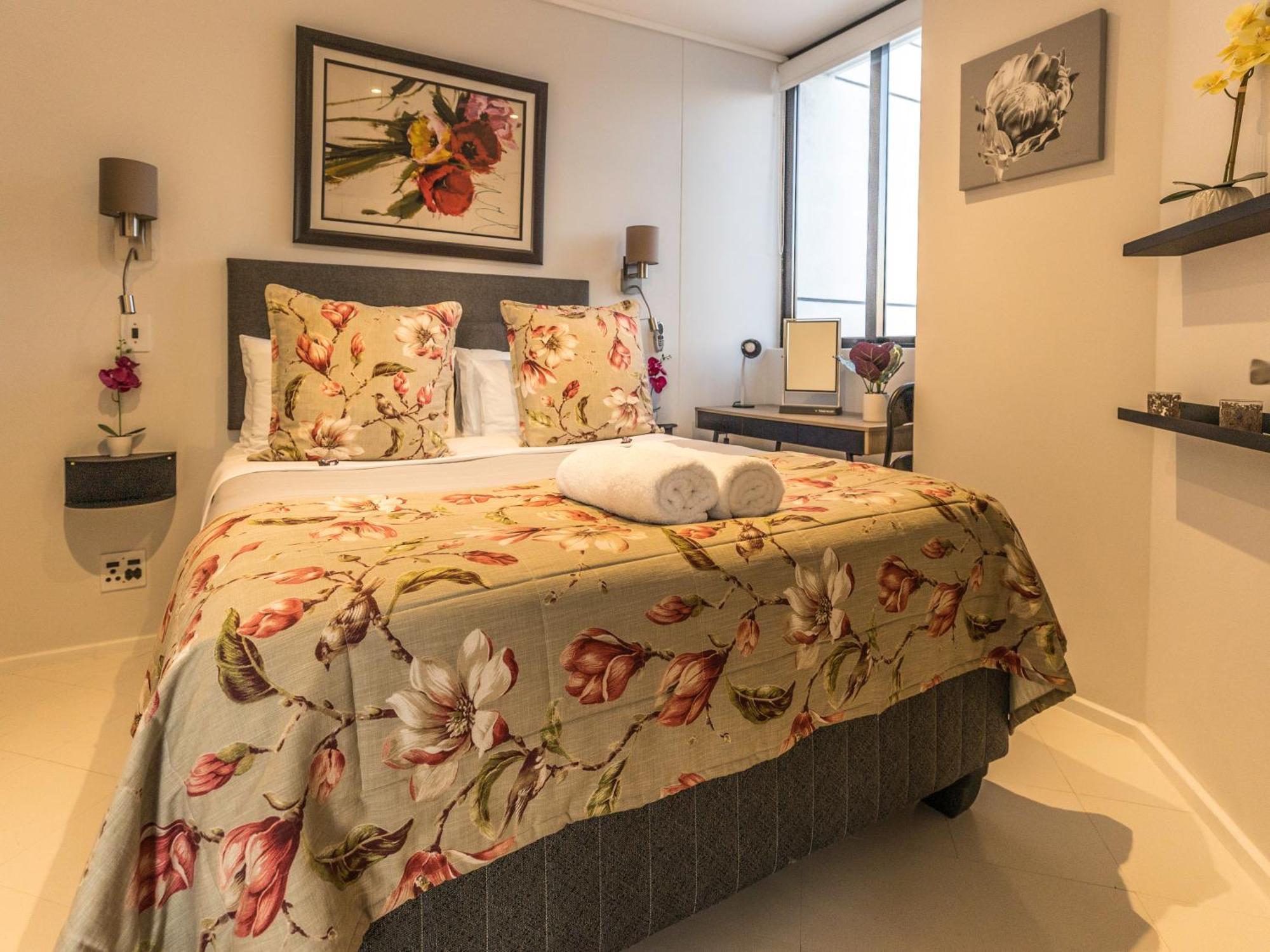 Flamingo Sea Point Sea View Luxury Best Position 1 Bedroom Apartment Queen Size Bed & Inverter For Tv 케이프타운 외부 사진